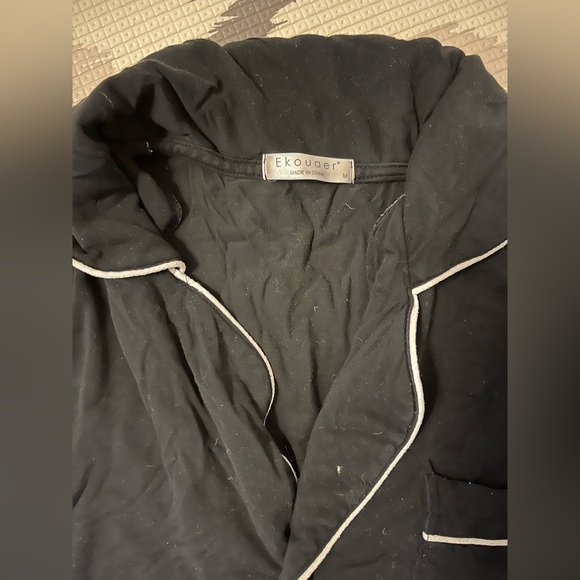 TWO Sleep Shirt Lot/ Bundle Amazon Exoauer - Picture 7 of 8